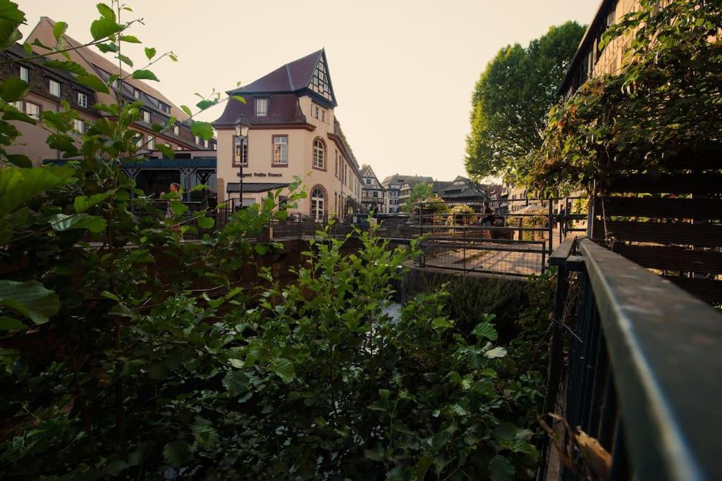 La Maison De L'Eclusier Apartman Strasbourg Kültér fotó