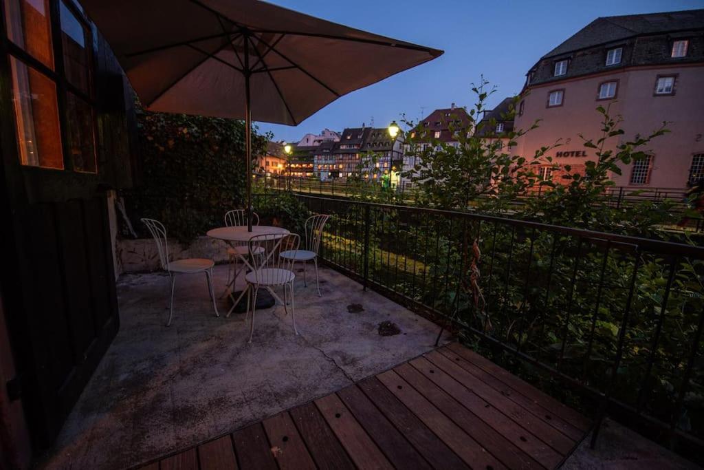 La Maison De L'Eclusier Apartman Strasbourg Kültér fotó